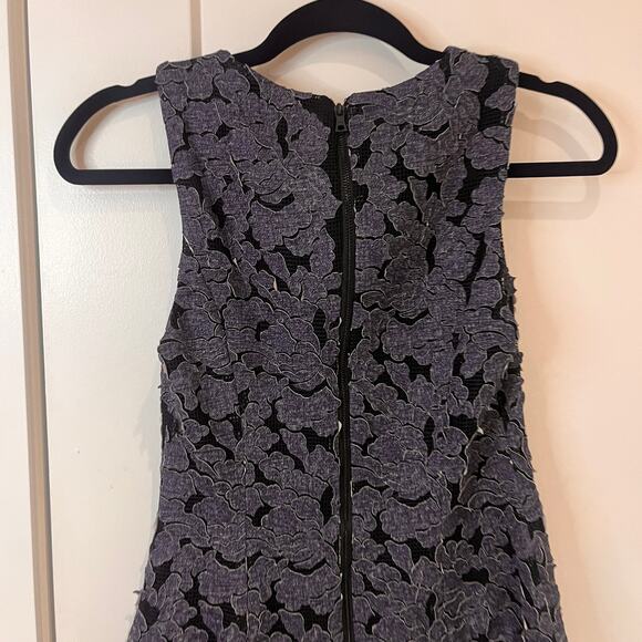 Alice + Olivia Blue Floral Aplique Fonda Crew Sleeveless Fit and Flare Dress 0 - Picture 7 of 14